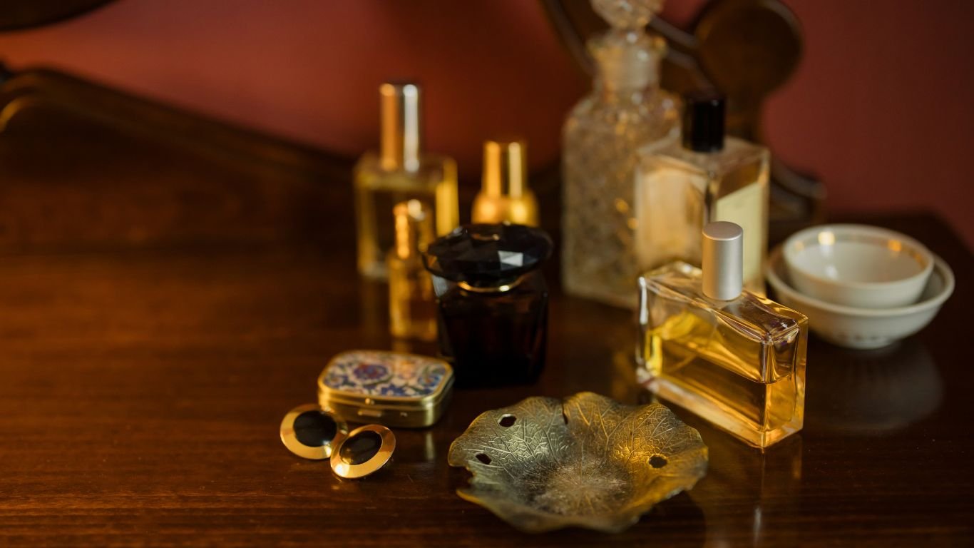 Difference Between Perfume and Toilette